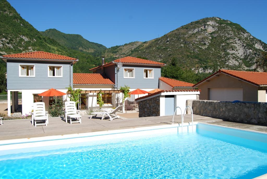 Les Terrasses De Castelmerle Niaux Exteriör bild